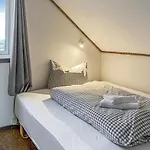 Cozy Home In Offersoy With Sauna *